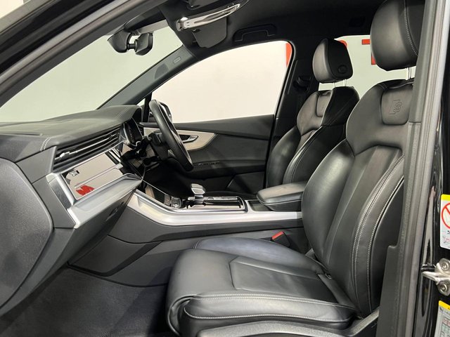 View our AUDI Q7