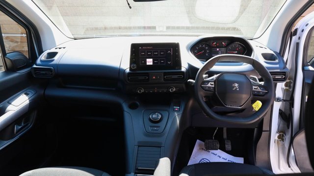 View our PEUGEOT RIFTER