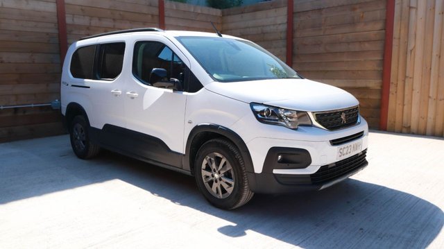 View our PEUGEOT RIFTER