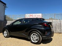 USED 2023 23 TOYOTA C-HR 1.8 VVT-h GPF Icon SUV 5dr Petrol Hybrid CVT Euro 6 (s/s) (122 ps) *** WE OFFER FINANCE ON THIS CAR ***