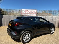 USED 2023 23 TOYOTA C-HR 1.8 VVT-h GPF Icon SUV 5dr Petrol Hybrid CVT Euro 6 (s/s) (122 ps) *** WE OFFER FINANCE ON THIS CAR ***