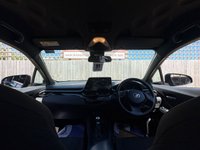 USED 2023 23 TOYOTA C-HR 1.8 VVT-h GPF Icon SUV 5dr Petrol Hybrid CVT Euro 6 (s/s) (122 ps) *** WE OFFER FINANCE ON THIS CAR ***