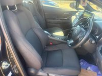 USED 2023 23 TOYOTA C-HR 1.8 VVT-h GPF Icon SUV 5dr Petrol Hybrid CVT Euro 6 (s/s) (122 ps) *** WE OFFER FINANCE ON THIS CAR ***