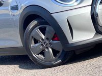 USED 2024 73 MINI COOPER 1.5 Cooper Classic Hatchback 5dr Petrol Steptronic Euro 6 (s/s) (136 ps) Apple Car Play & Android Auto