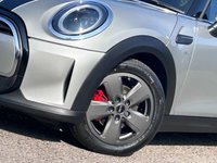 USED 2024 73 MINI COOPER 1.5 Cooper Classic Hatchback 5dr Petrol Steptronic Euro 6 (s/s) (136 ps) Apple Car Play & Android Auto