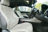 USED 2017 17 LEXUS RC 2.5 300h F Sport Coupe 2dr Petrol Hybrid CVT Euro 6 (s/s) (223 ps) 