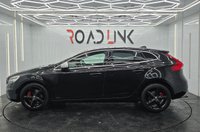 USED 2018 68 VOLVO V40 1.5 T2 GPF R-Design Nav Plus Hatchback 5dr Petrol Auto Euro 6 (s/s) (122 ps) 17in Alloy Wheels | Digital Driver Display | LED Headlights | Rear Camera & Park Assist | Sensus Navigation