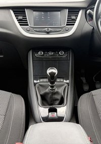USED 2018 18 VAUXHALL GRANDLAND X 1.6 Turbo D BlueInjection SE SUV 5dr Diesel Manual Euro 6 (s/s) (120 ps) This 2018 Vauxhall Grandland X SE in Jasper Grey has covered 67k miles and comes with a full service history, just serviced in April 2026 with a fresh MOT.  Great spec includes: - Cruise control - Bluetooth - Front & rear parking sensors - Climate control - Smartphone projection (sat nav via your phone) - 17" alloys  It&rsquo;s ULEZ & CAZ compliant, economical to run, and a really practical SUV &mdash; ready to drive away.