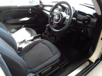 USED 2016 16 MINI HATCH 1.5 Cooper Hatchback 3dr Petrol Auto Euro 6 (s/s) (136 ps) AUTOMATIC + LOW MILEAGE