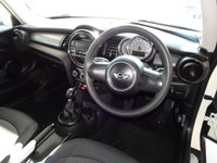 USED 2016 16 MINI HATCH 1.5 Cooper Hatchback 3dr Petrol Auto Euro 6 (s/s) (136 ps) AUTOMATIC + LOW MILEAGE