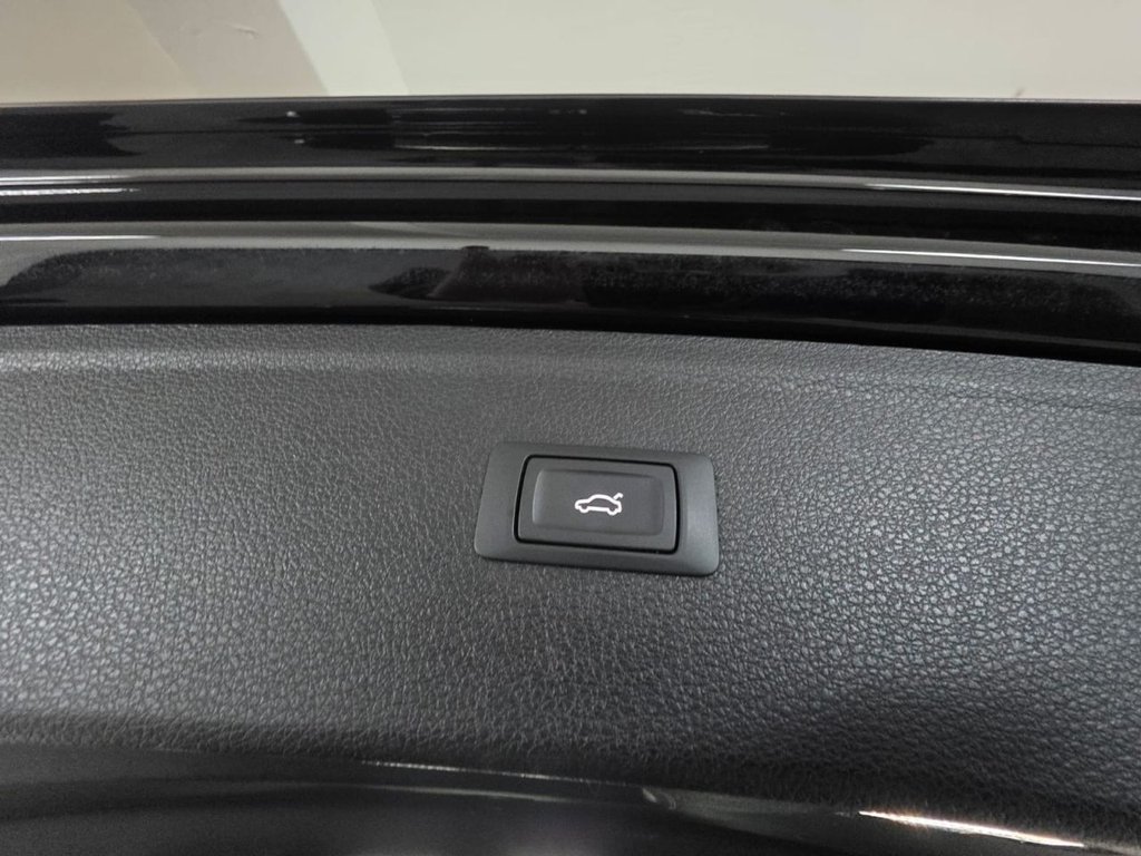USED 2020 20 AUDI Q5 2.0 TFSIe 50 S line SUV 5dr Petrol Plug-in Hybrid S Tronic quattro Euro 6 (s/s) 14.1kWh (299 ps) Cruise Control - Speed Limiter
