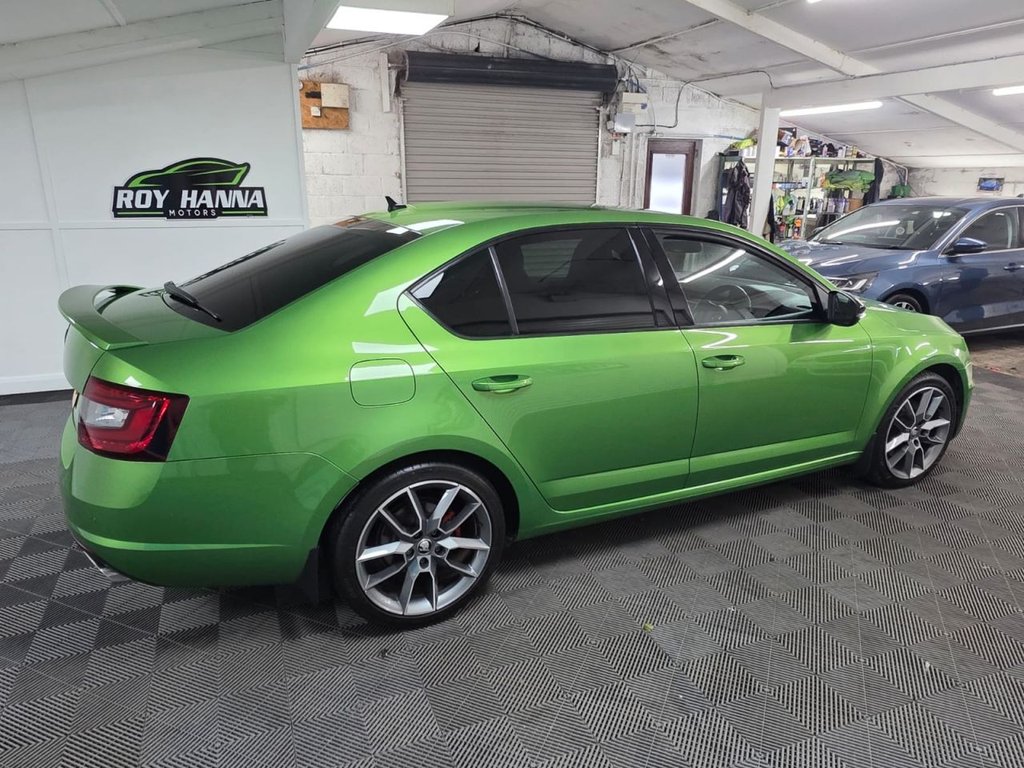 USED 2017 67 SKODA OCTAVIA 2.0 TDI vRS Hatchback 5dr Diesel Manual Euro 6 (s/s) (184 ps) SatNav - Parking Sensors!
