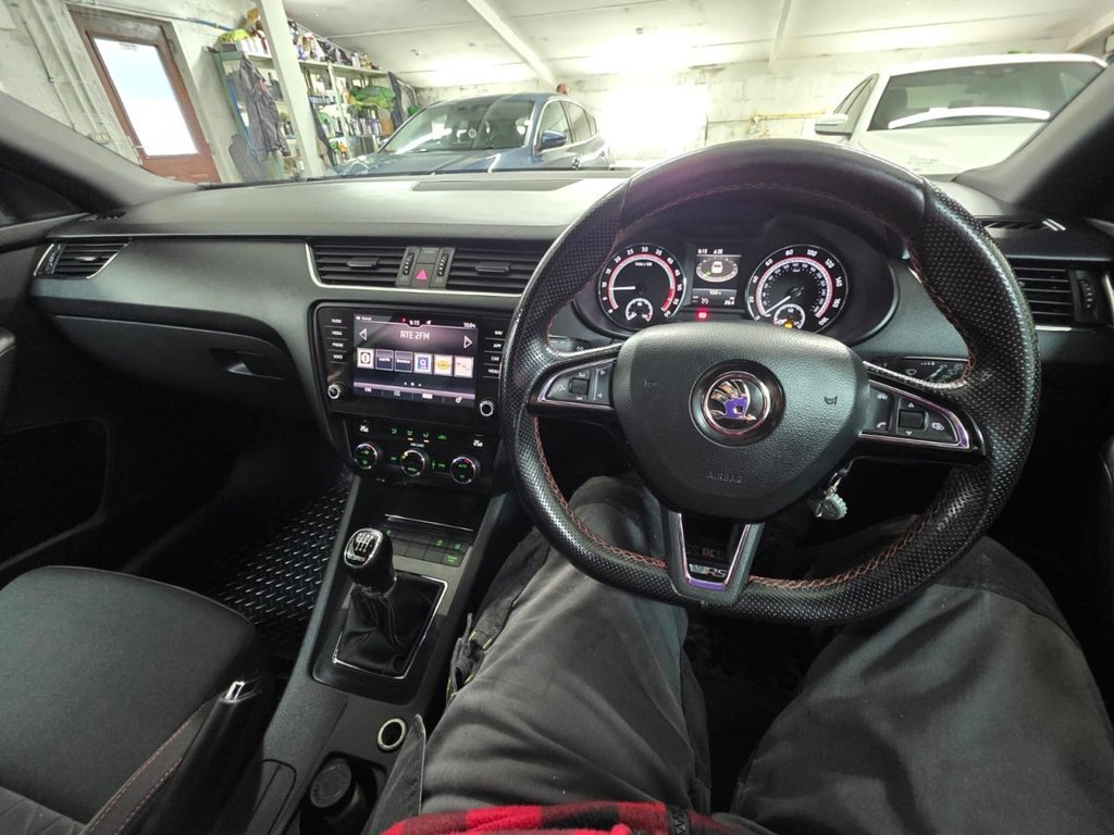 USED 2017 67 SKODA OCTAVIA 2.0 TDI vRS Hatchback 5dr Diesel Manual Euro 6 (s/s) (184 ps) SatNav - Parking Sensors!