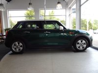 USED 2015 15 MINI HATCH 1.5 Cooper Hatchback 5dr Petrol Manual Euro 6 (s/s) (136 ps) Full Histoy Low Milage
