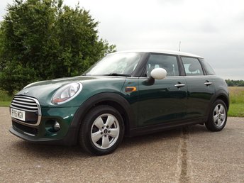 2015 MINI COOPER