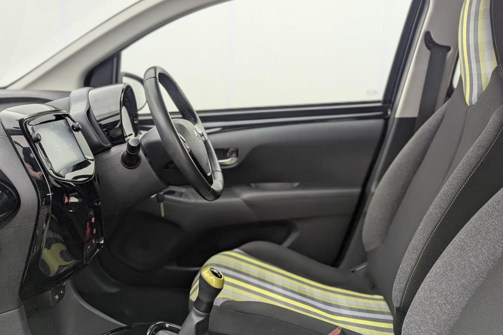 USED 2020 PEUGEOT 108 1.0 Collection Hatchback 5dr Petrol Manual Euro 6 (s/s) (72 ps) Car Play, Rear Camera, Climate