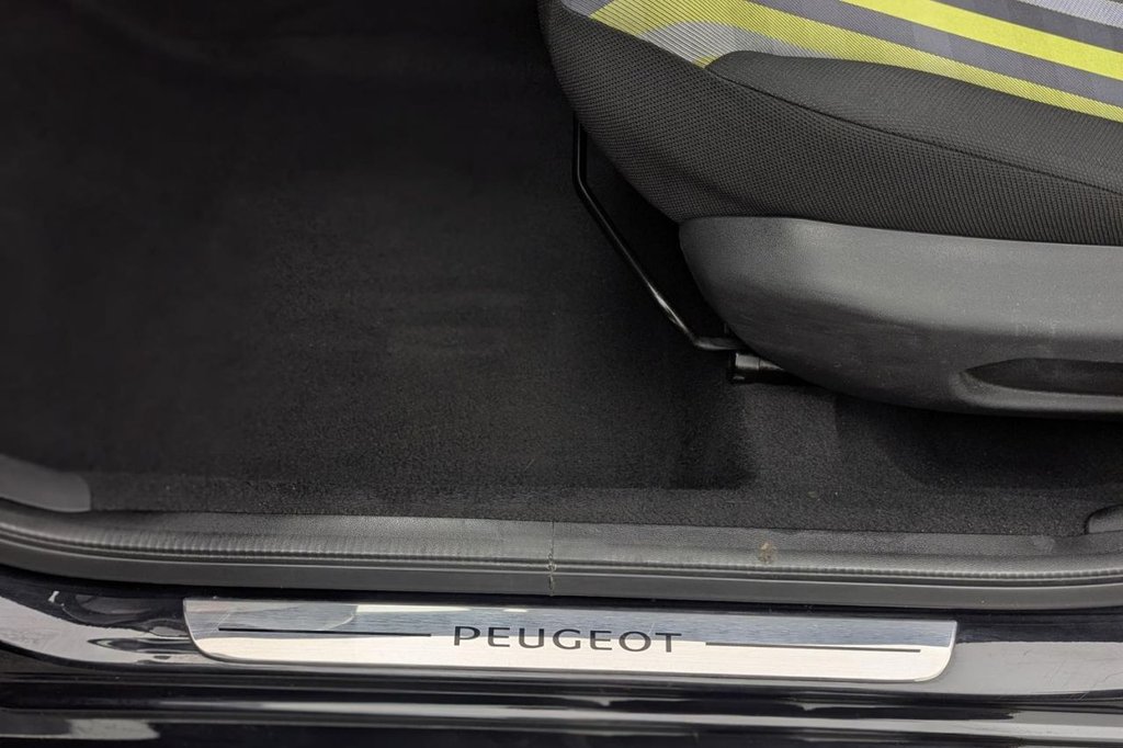 USED 2020 PEUGEOT 108 1.0 Collection Hatchback 5dr Petrol Manual Euro 6 (s/s) (72 ps) Car Play, Rear Camera, Climate