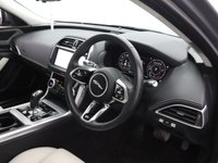 USED 2019 69 JAGUAR XE 2.0 D180 R-Dynamic SE Saloon 4dr Diesel Auto Euro 6 (s/s) (180 ps) APPLE CARPLAY | REVERSE CAMERA