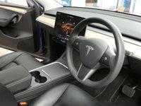 USED 2023 72 TESLA MODEL Y (Dual Motor) Long Range SUV 5dr Electric Auto 4WDE (384 bhp) SUNROOF SAT NAV LEATHER HEATED SEATS CRUISE CONTROL PARKING CAMERA 1 OWNER WARRANTY