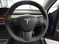 USED 2023 72 TESLA MODEL Y (Dual Motor) Long Range SUV 5dr Electric Auto 4WDE (384 bhp) SUNROOF SAT NAV LEATHER HEATED SEATS CRUISE CONTROL PARKING CAMERA 1 OWNER WARRANTY