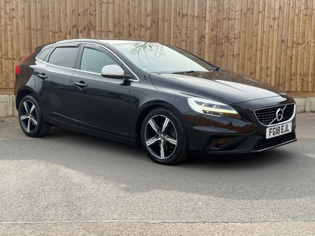 2018 18 Volvo V40 2.0 T2 R-Design Hatchback 5dr Petrol Manual Euro 6 (s/s) (122 ps)