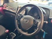 USED 2019 68 TOYOTA AYGO 1.0 VVT-i x-cite Hatchback 5dr Petrol Manual Euro 6 (71 ps)+2 KEYS+2 FORMER KEEPERS+ALLOYS+CLIMATE+PARK CONTROL+BLUETOOTH+DAB+MEDIA+USB+HPI CLEAR+VOSA HISTORY+FULL  2 KEYS+2 FORMER KEEPERS+ALLOYS+CLIMATE+PARK CONTROL+BLUETOOTH+DAB+MEDIA+USB+HPI CLEAR