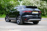 USED 2022 72 JAGUAR F-PACE 2.0 P400e 17.1kWh R-Dynamic S SUV 5dr Petrol Plug-in Hybrid Auto AWD Euro 6 (s/s) (404 ps) SANTORINI BLACK METALLIC PAINTWORK + REAR CAMERA + HEATED SEATS + CARPLAY