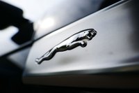 USED 2022 72 JAGUAR F-PACE 2.0 P400e 17.1kWh R-Dynamic S SUV 5dr Petrol Plug-in Hybrid Auto AWD Euro 6 (s/s) (404 ps) SANTORINI BLACK METALLIC PAINTWORK + REAR CAMERA + HEATED SEATS + CARPLAY