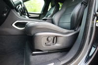 USED 2022 72 JAGUAR F-PACE 2.0 P400e 17.1kWh R-Dynamic S SUV 5dr Petrol Plug-in Hybrid Auto AWD Euro 6 (s/s) (404 ps) SANTORINI BLACK METALLIC PAINTWORK + REAR CAMERA + HEATED SEATS + CARPLAY
