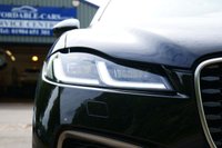 USED 2022 72 JAGUAR F-PACE 2.0 P400e 17.1kWh R-Dynamic S SUV 5dr Petrol Plug-in Hybrid Auto AWD Euro 6 (s/s) (404 ps) SANTORINI BLACK METALLIC PAINTWORK + REAR CAMERA + HEATED SEATS + CARPLAY