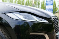 USED 2022 72 JAGUAR F-PACE 2.0 P400e 17.1kWh R-Dynamic S SUV 5dr Petrol Plug-in Hybrid Auto AWD Euro 6 (s/s) (404 ps) SANTORINI BLACK METALLIC PAINTWORK + REAR CAMERA + HEATED SEATS + CARPLAY