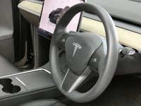 USED 2022 72 TESLA MODEL Y SUV 5dr Electric Auto RWD (346 ps) SUNROOF SAT NAV LEATHER HEATED SEATS CRUISE CONTROL PARKING CAMERA 1 OWNER WARRANTY