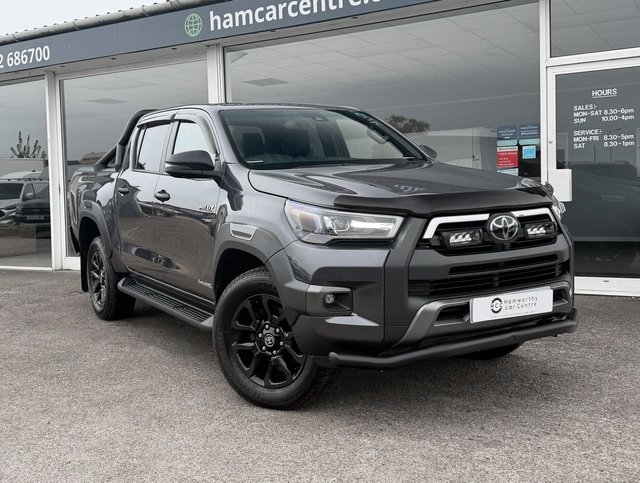 2022 22 Toyota HI-Lux 2.8 D-4D Invincible X Pickup Double Cab 4dr Diesel Manual 4WD Euro 6 (s/s) (204 ps) NO VAT