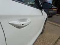 USED 2020 20 HYUNDAI IONIQ 1.6 h-GDi Premium Hatchback 5dr Petrol Hybrid DCT Euro 6 (s/s) (141 ps) WIRELESS PHONE CHARGING PAD