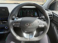 USED 2020 20 HYUNDAI IONIQ 1.6 h-GDi Premium Hatchback 5dr Petrol Hybrid DCT Euro 6 (s/s) (141 ps) WIRELESS PHONE CHARGING PAD
