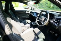 USED 2023 23 AUDI Q4 E-TRON 40 S line Sportback 5dr Electric Auto 82kWh (204 ps) MYTHOS BLACK METALLIC PAINTWORK + APPLE CARPLAY + VIRTUAL COCKPIT