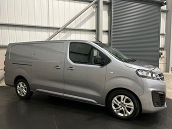 2022 VAUXHALL VIVARO