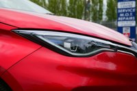 USED 2021 71 RENAULT ZOE R110 EV50 52kWh Iconic Hatchback 5dr Electric Auto (Rapid Charge) (107 bhp) FLAME RED METALLIC PAINTWORK + ANDROID AUTO + VIRTUAL DASH + DAB