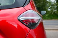 USED 2021 71 RENAULT ZOE R110 EV50 52kWh Iconic Hatchback 5dr Electric Auto (Rapid Charge) (107 bhp) FLAME RED METALLIC PAINTWORK + ANDROID AUTO + VIRTUAL DASH + DAB