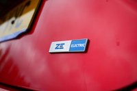 USED 2021 71 RENAULT ZOE R110 EV50 52kWh Iconic Hatchback 5dr Electric Auto (Rapid Charge) (107 bhp) FLAME RED METALLIC PAINTWORK + ANDROID AUTO + VIRTUAL DASH + DAB