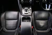 USED 2023 23 JAGUAR E-PACE 1.5 P300e 11.5kWh R-Dynamic S SUV 5dr Petrol Plug-in Hybrid Auto AWD Euro 6 (s/s) (309 ps) BLUEFIRE METALLIC PAINTWORK + REVERSE CAMERA + APPLE CARPLAY