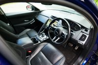 USED 2023 23 JAGUAR E-PACE 1.5 P300e 11.5kWh R-Dynamic S SUV 5dr Petrol Plug-in Hybrid Auto AWD Euro 6 (s/s) (309 ps) BLUEFIRE METALLIC PAINTWORK + REVERSE CAMERA + APPLE CARPLAY