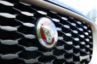 USED 2023 23 JAGUAR E-PACE 1.5 P300e 11.5kWh R-Dynamic S SUV 5dr Petrol Plug-in Hybrid Auto AWD Euro 6 (s/s) (309 ps) BLUEFIRE METALLIC PAINTWORK + REVERSE CAMERA + APPLE CARPLAY