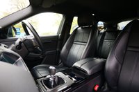 USED 2022 22 LAND ROVER RANGE ROVER EVOQUE 2.0 D165 R-Dynamic S SUV 5dr Diesel Manual FWD Euro 6 (s/s) (163 ps) SANTORINI BLACK METALLIC PAINTWORK + REVERSE CAMERA + APPLE CARPLAY