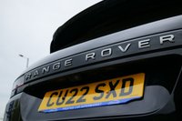 USED 2022 22 LAND ROVER RANGE ROVER EVOQUE 2.0 D165 R-Dynamic S SUV 5dr Diesel Manual FWD Euro 6 (s/s) (163 ps) SANTORINI BLACK METALLIC PAINTWORK + REVERSE CAMERA + APPLE CARPLAY