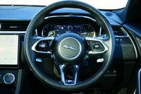 USED 2022 22 JAGUAR F-PACE 2.0 D200 MHEV R-Dynamic Black SUV 5dr Diesel Auto AWD Euro 6 (s/s) (204 ps) HABUKA SILVER METALLIC PAINTWORK + SUNROOF + WINTER PACK + BLACK PACK