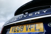 USED 2019 68 LAND ROVER DISCOVERY SPORT 2.0 SD4 HSE Luxury SUV 5dr Diesel Auto 4WD Euro 6 (s/s) (240 ps) DARK SAPPHIRE METALLIC PAINTWORK + SUNROOF + COOLED SEATS + WINTER PACK