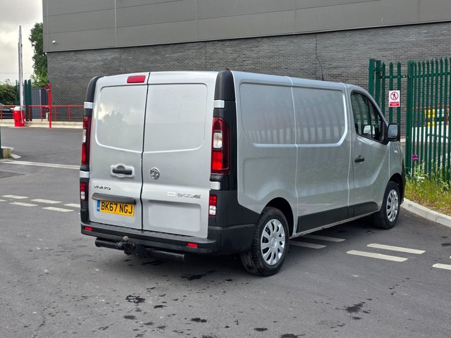 View our VAUXHALL VIVARO