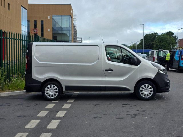View our VAUXHALL VIVARO