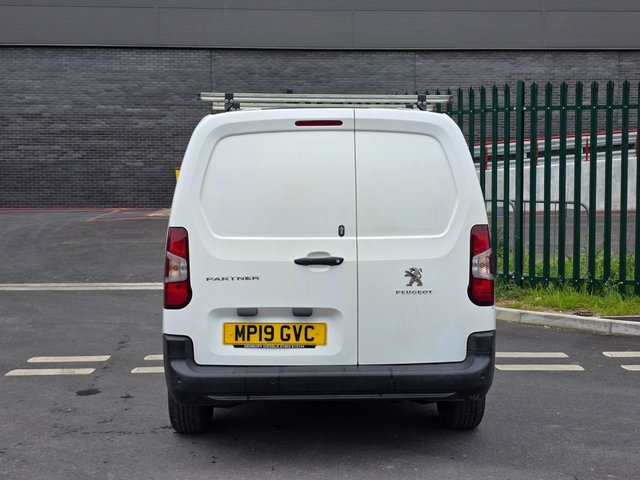 View our PEUGEOT PARTNER